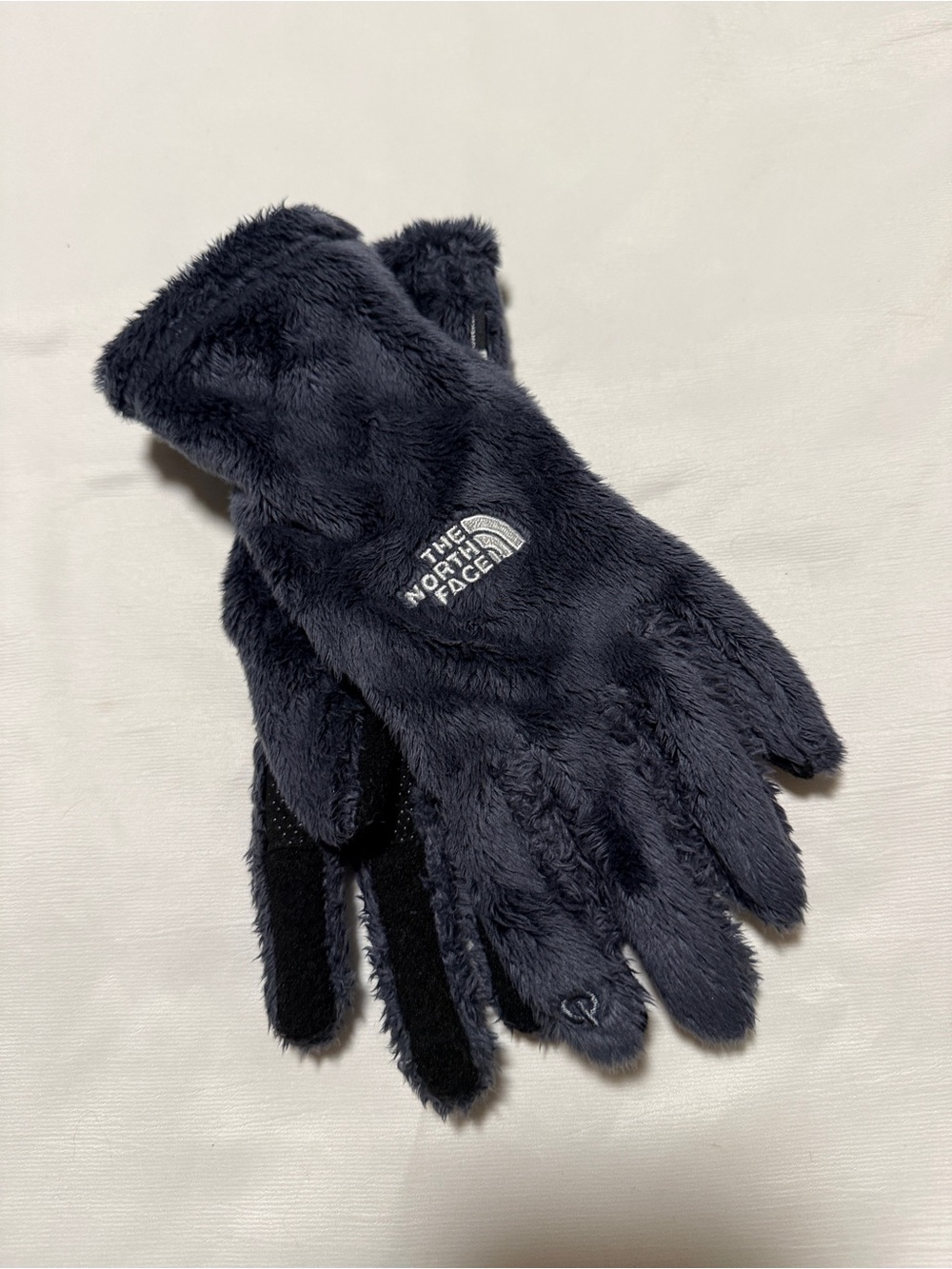 The North Face Charcoal Furry Fleece Gloves Plush Winter Gloves